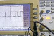 解析示波器显示器故障及排除方法（探索示波器显示器故障的原因与解决方案）